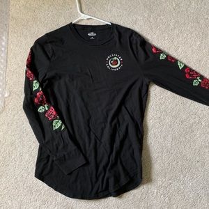Hollister long sleeve graphic shirt